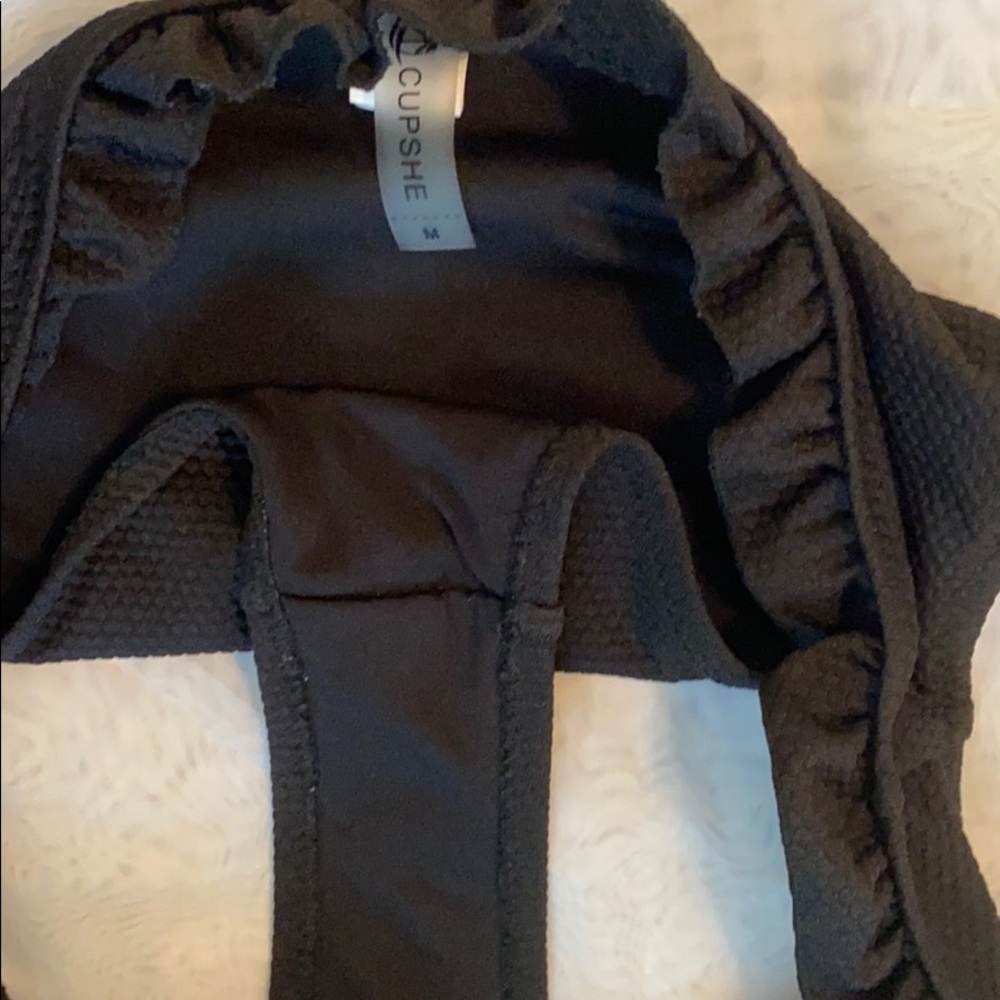 Cupshe bikini - Picture 4 of 6